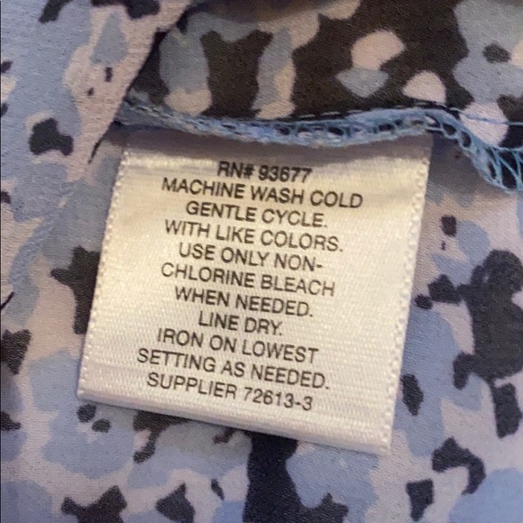 LIZ CLAIBORNE blouse - Picture 8 of 9